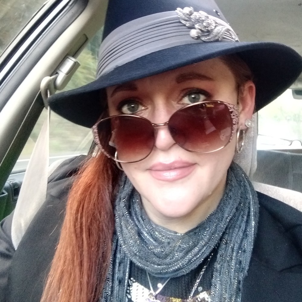 Meet your Posher, Lorelei